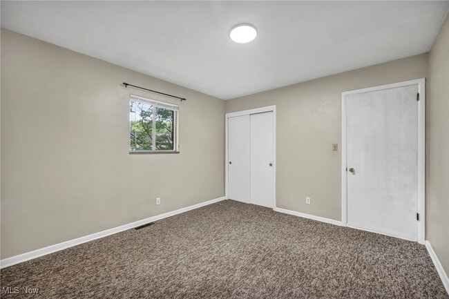 Building Photo - 17 Filmore Ave