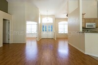 Building Photo - 3/2 Clermont Home