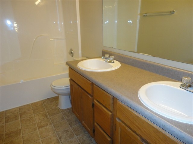 Building Photo - 8419 Dahlgren Ln