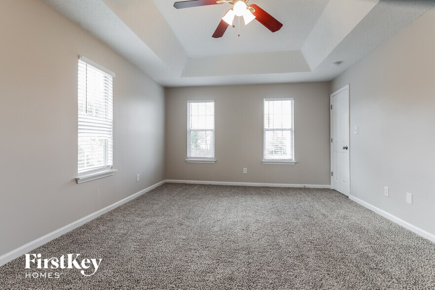 Building Photo - 3217 Ivy Lake Ct
