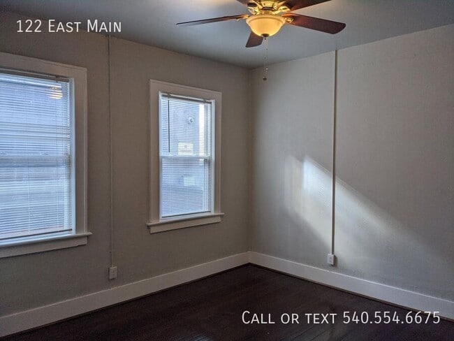 Building Photo - 122 East Main-