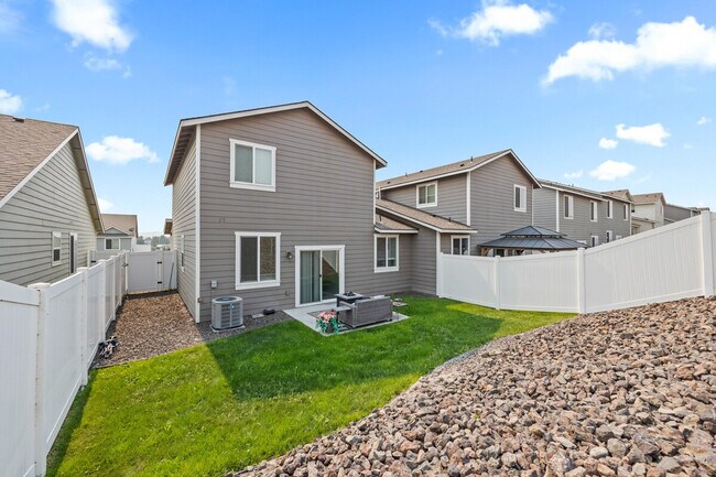 Building Photo - 5324 Remington Dr