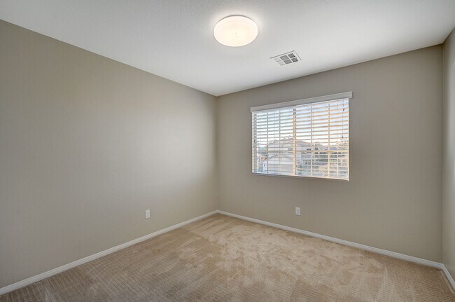 Building Photo - 1005 Prestige Meadows Pl