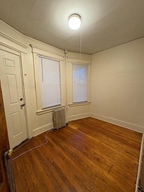 Building Photo - 315-317 Maplewood Ave