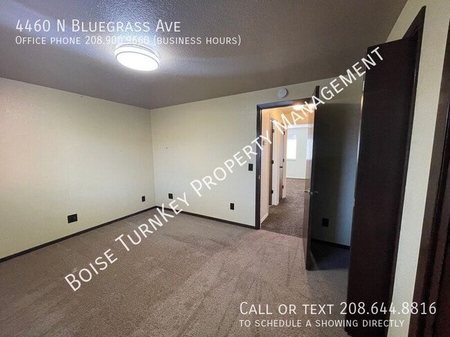 Building Photo - 4460 N Bluegrass Ave