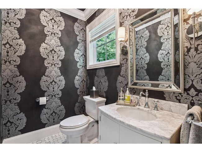 Building Photo - 2346 Linner Rd