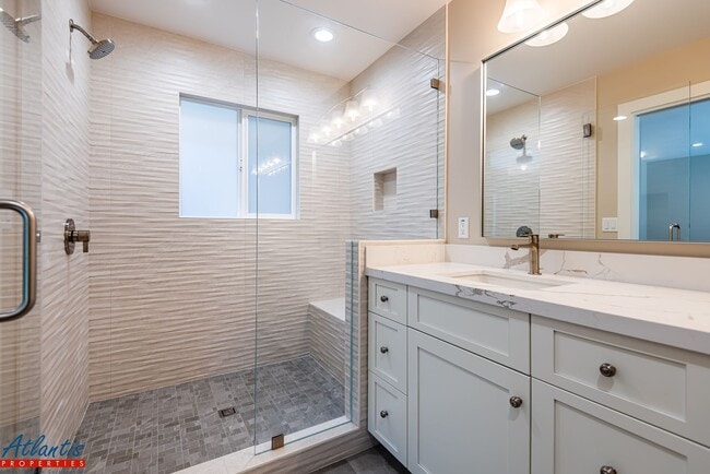 Building Photo - Stunning Home | Completely Remodeled | Des...