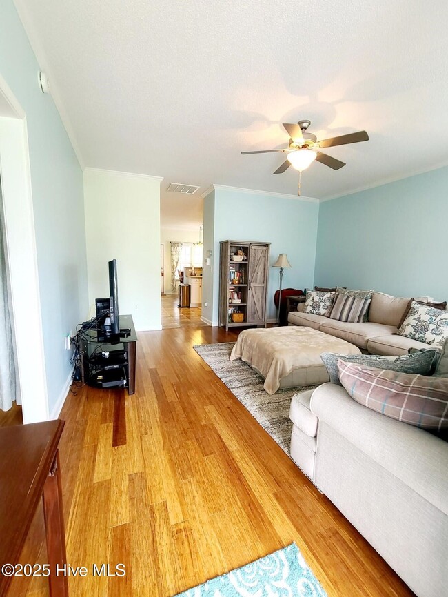 Building Photo - 146 Tylers Cove Way