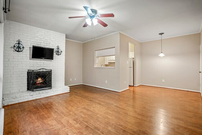 Building Photo - 2001 Bering Dr