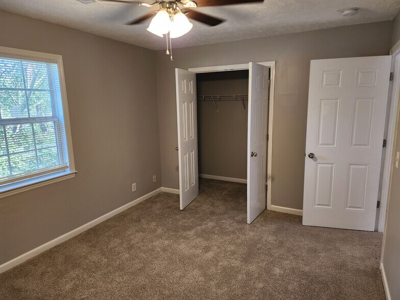 bedroom 1 - 62 Jacoby Jamison Ln