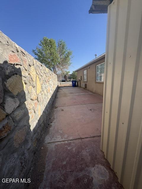 Building Photo - 12720 Lorenzo Frias Ct