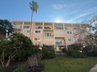 Building Photo - 1005 Gulf Blvd
