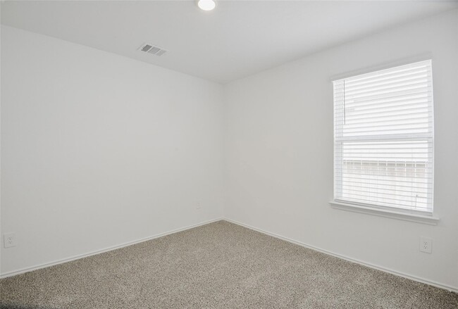 Building Photo - 14719 Evergreen Orchards Ln