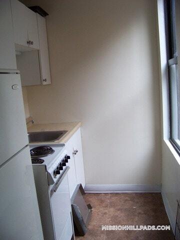 Building Photo - 59 S Huntington Ave