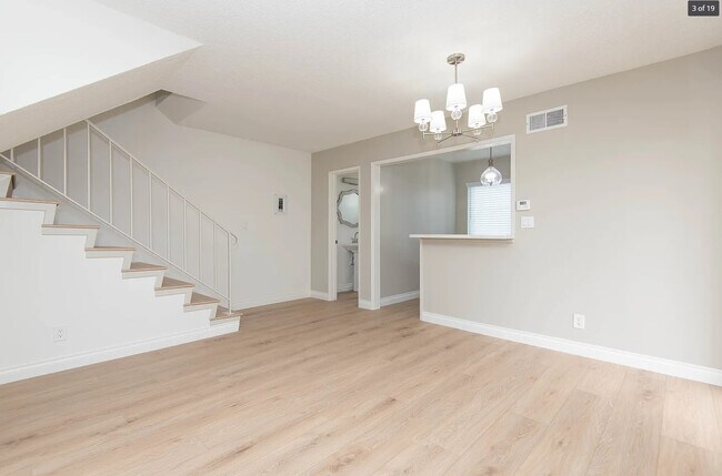 Building Photo - 11946 Kiowa Ave