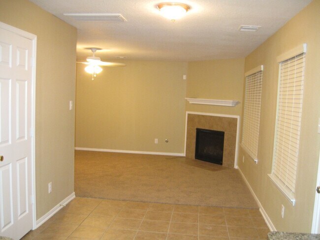 Building Photo - 4807 Dappled Grove Trail