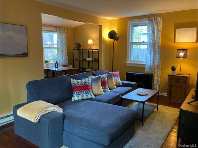 Building Photo - 21 Derussey Ln