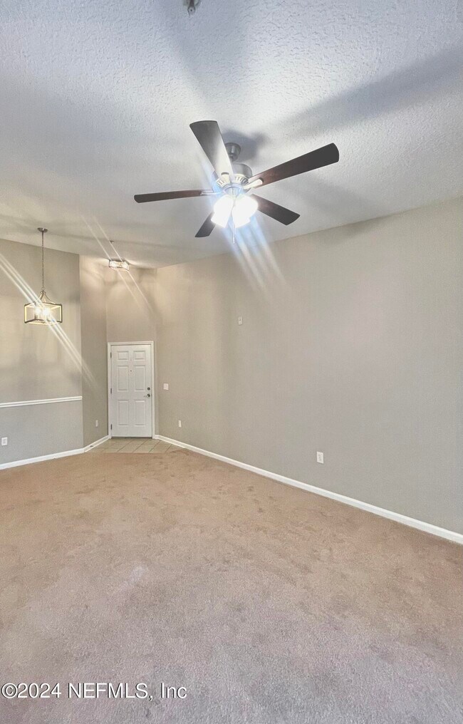 Building Photo - 4998 Key Lime Dr