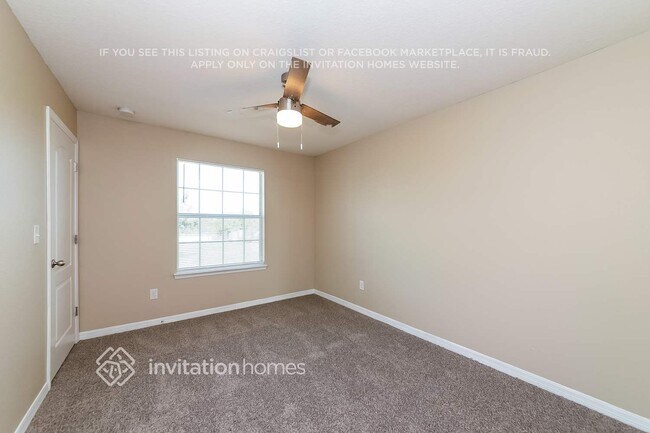 Building Photo - 9033 32nd Ct E