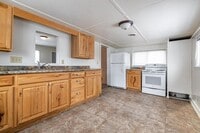 Building Photo - pp820