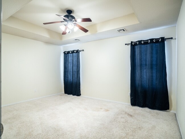 Building Photo - 440 Spicewood Trail