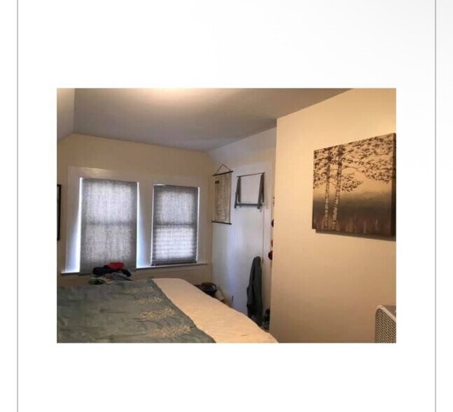 Building Photo - 285 Main St