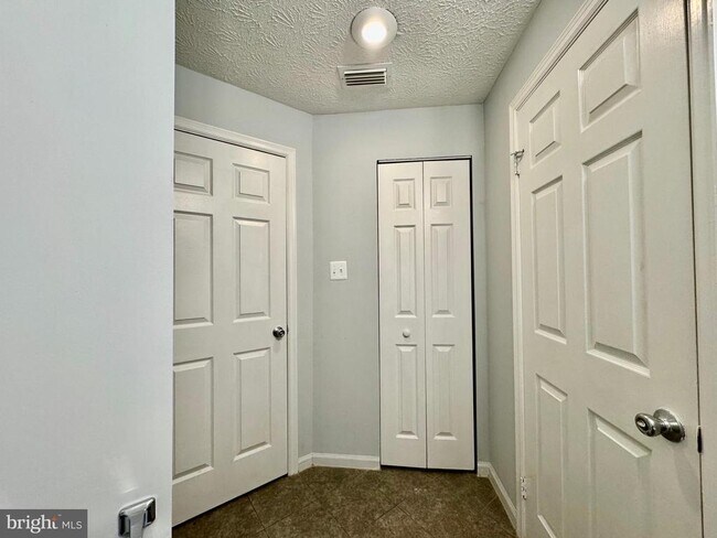 Building Photo - 12201 St Peter Ct