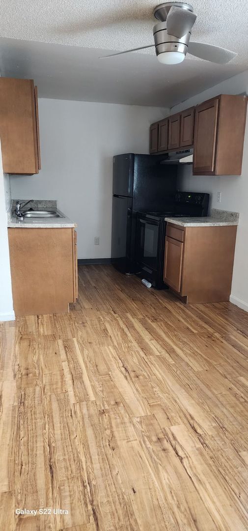 Interior Photo - Myers Court