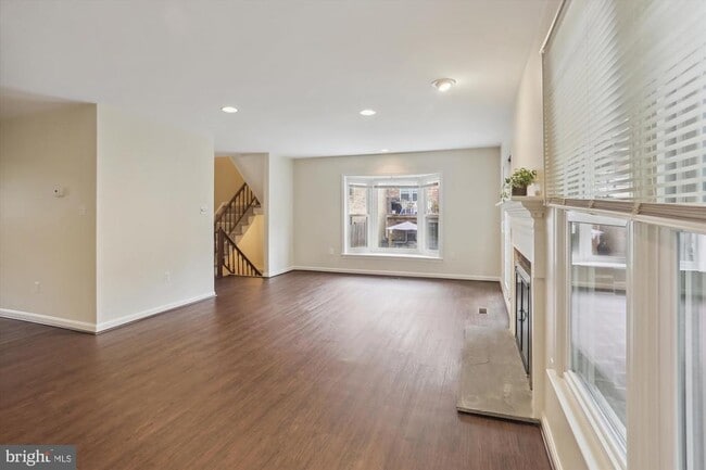 Building Photo - 7561 Heatherton Ln