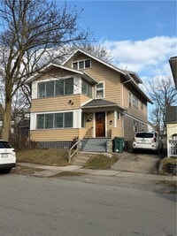 Building Photo - 224 Shelter St