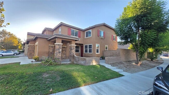 Building Photo - 12432 Celebration Dr