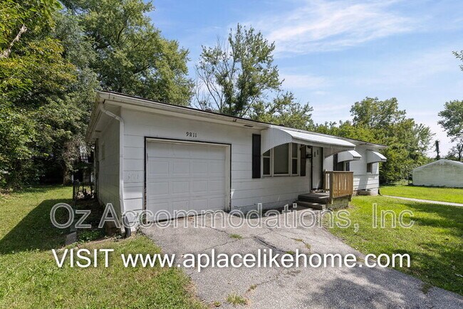 Building Photo - 9811 Marsh Ave