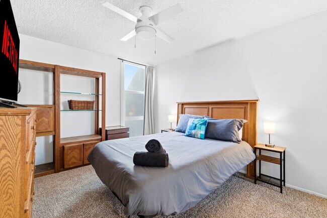 Building Photo - 3050 Rue D’Orleans