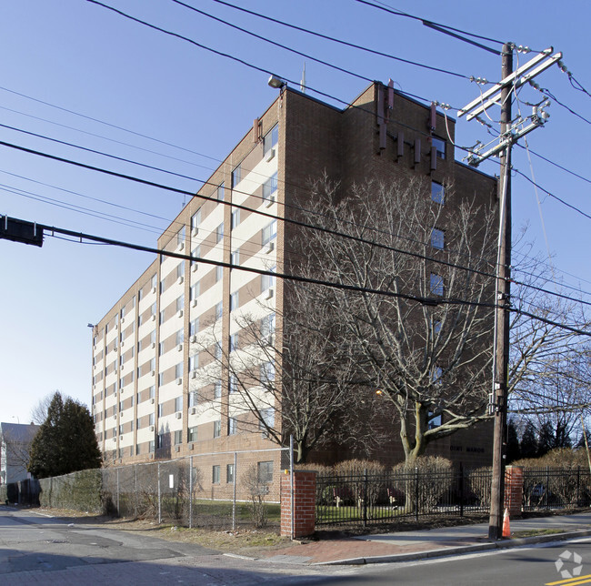 Building Photo - Fox Point Manor