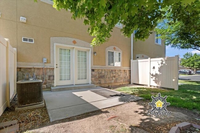 Building Photo - 5556 Geronimo Way
