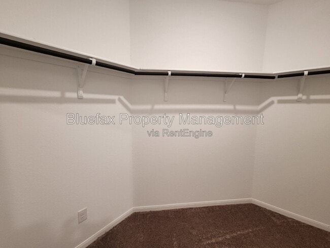 Building Photo - 13907 Sickle Rdg