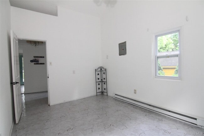 Building Photo - 71 Miller Rd