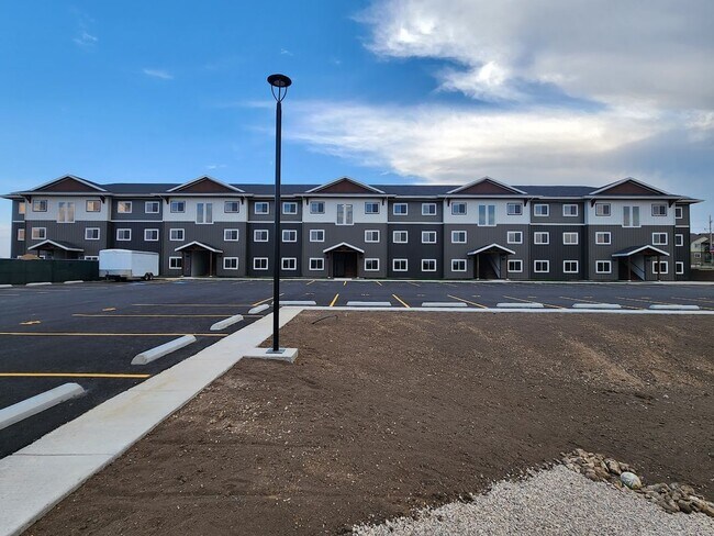 Building Photo - 2 bed/ 1.5 bath in Brand New Soldier Ridge...