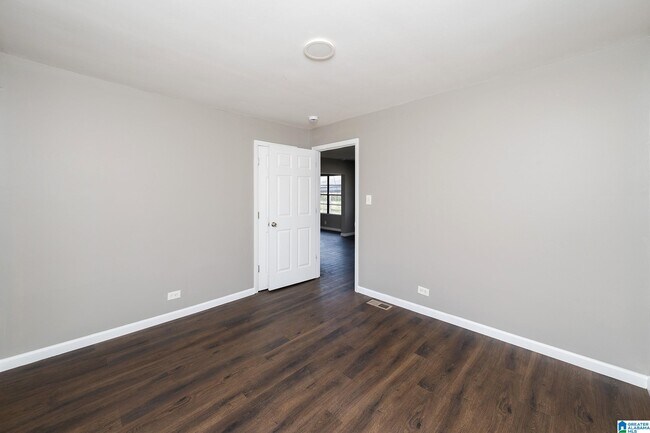 Building Photo - 1344 Pratt Hwy