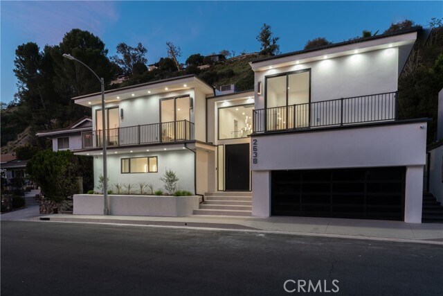 Building Photo - 2638 Zorada Dr