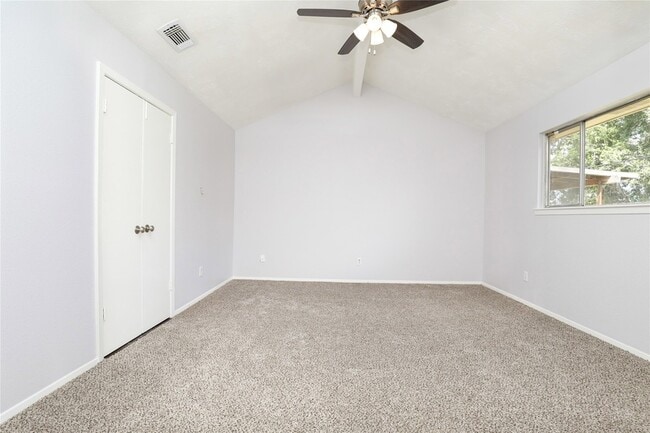 Building Photo - 2703 Heritage Colony Dr