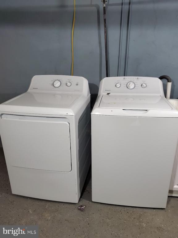 Building Photo - 5707 Belmar St