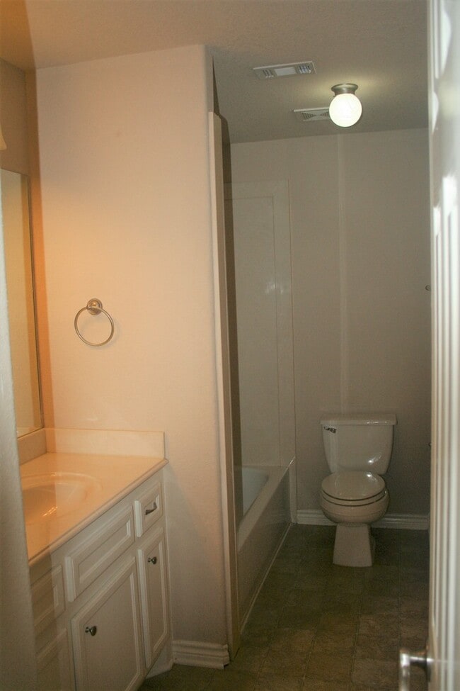 Building Photo - The Ranch at Sam Houston