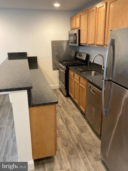 Building Photo - 612 Kennebec Ave