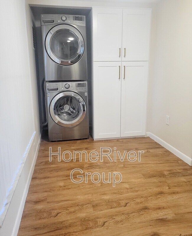 Building Photo - 1338 Stearman Ct