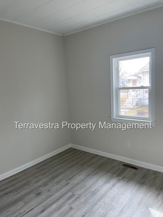 Building Photo - Newly Renovated 3 Bedroom in Carney's Point