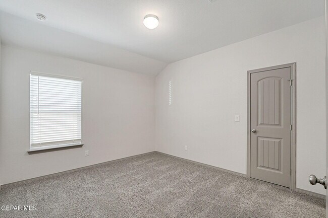 Building Photo - 1129 Indigo Sky St