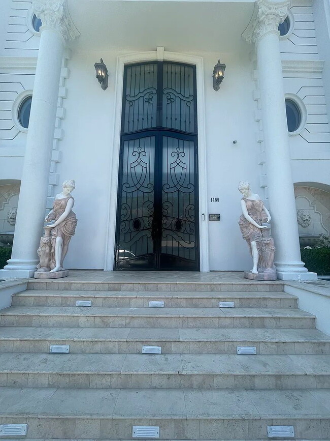 Building Photo - NO MIN CREDIT SCORE REQUIRED, BK OKAY, PAS...