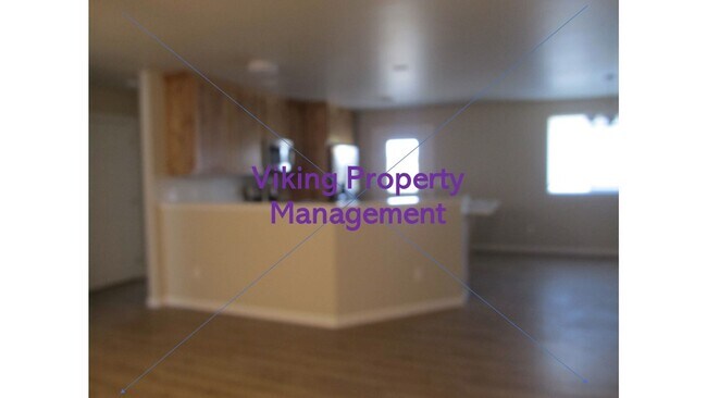 Building Photo - 1370 NW Breann Loop