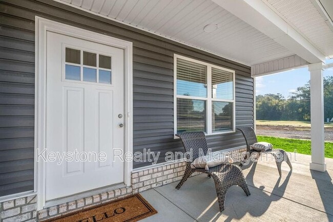 Building Photo - 303 Tennessee Ave